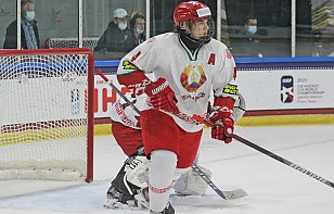 Сборная Беларуси U18 уступила Канаде. Рогач был удален до конца игры