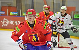 Защитник Сергей Мартынов расстался с «рыцарями»