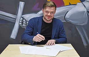 Капитан остается с нами! Никита Ремезов подписал новый контракт с «Лидой»