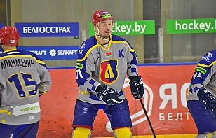 Максим Каменьков – лучший хоккеист «регулярки» по количеству силовых приемов и времени, проведенному на льду