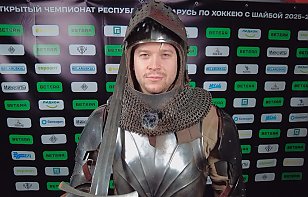 Антон Иванковский дал интервью в настоящих рыцарских доспехах!